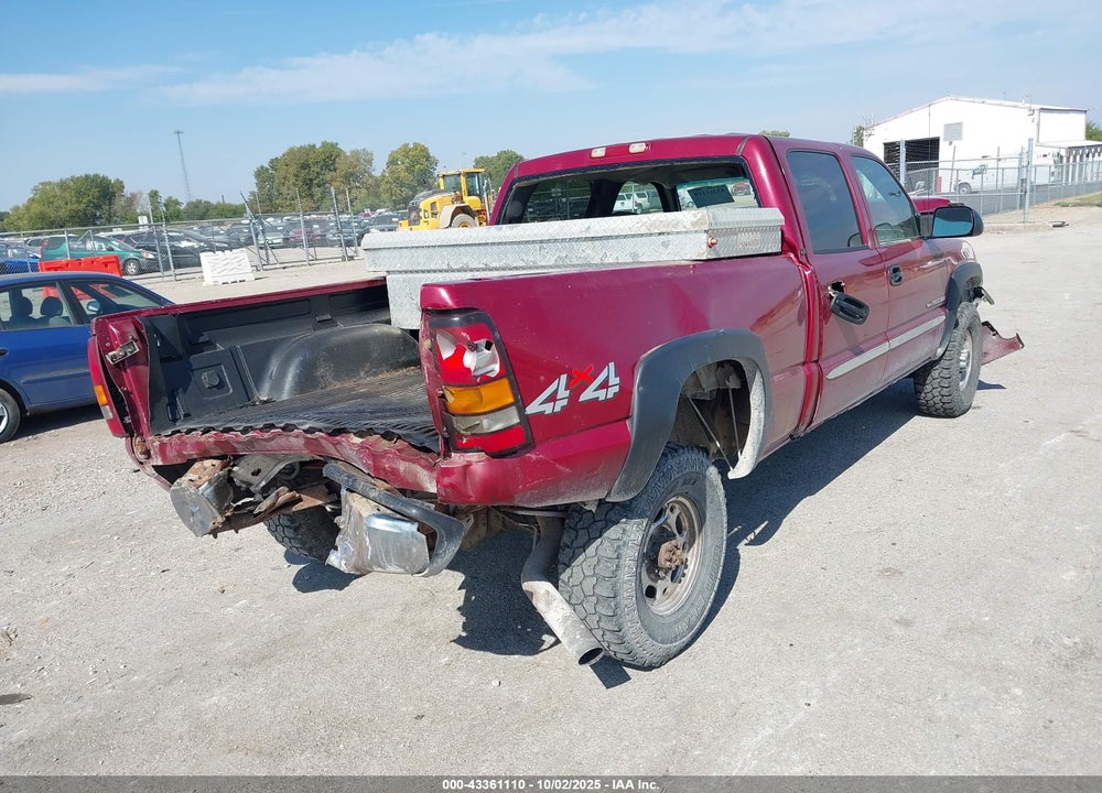 2005 GMC SIERRA 2500HD SLT VIN: 1GTHK23U15F806683