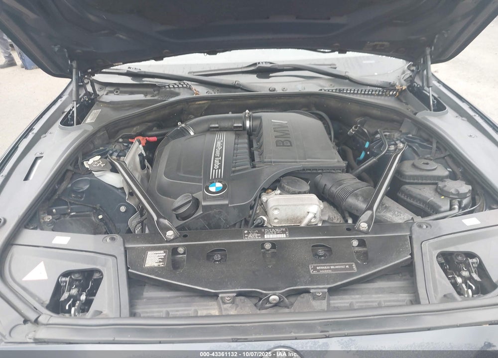 2011 BMW 5 SERIES VIN: WBAFU7C5XBC779484