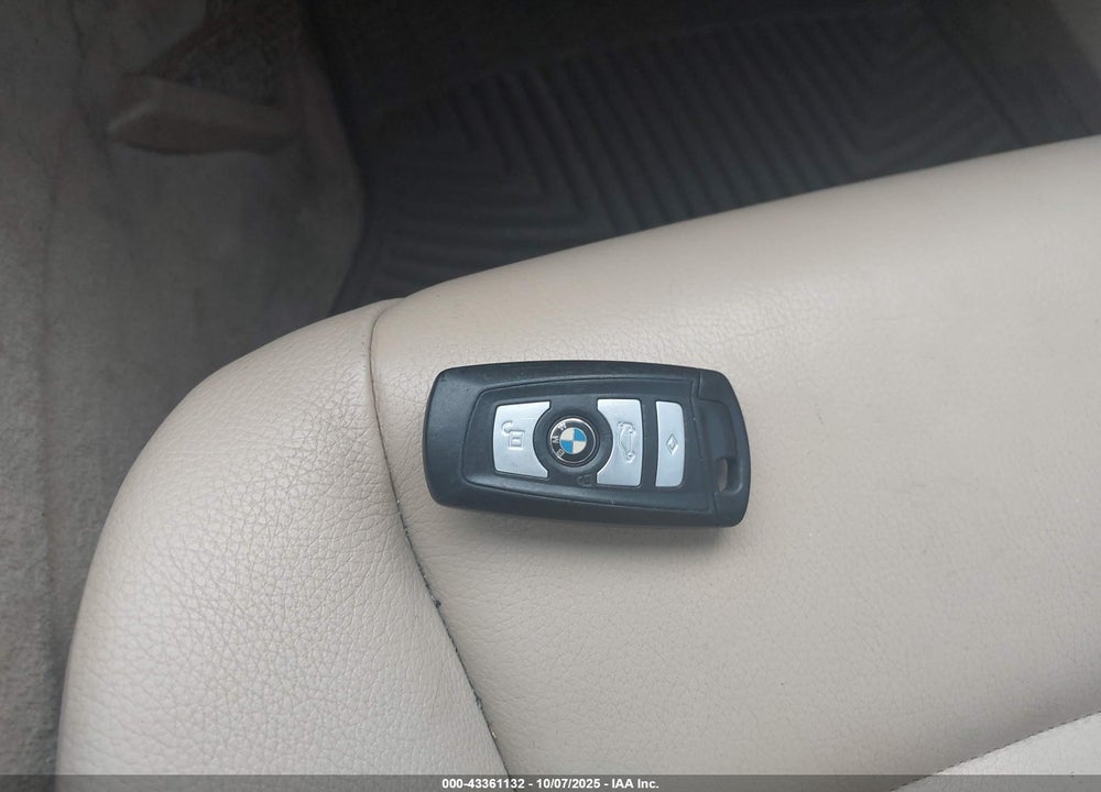 2011 BMW 5 SERIES VIN: WBAFU7C5XBC779484
