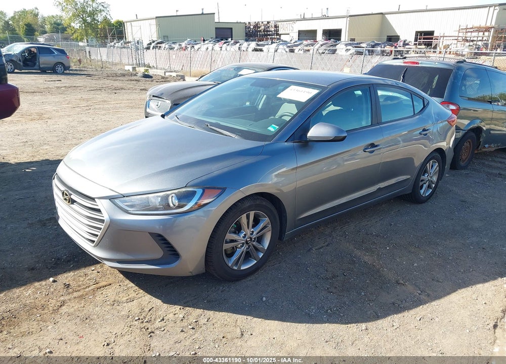 2017 HYUNDAI ELANTRA VIN: KMHD84LF3HU151111