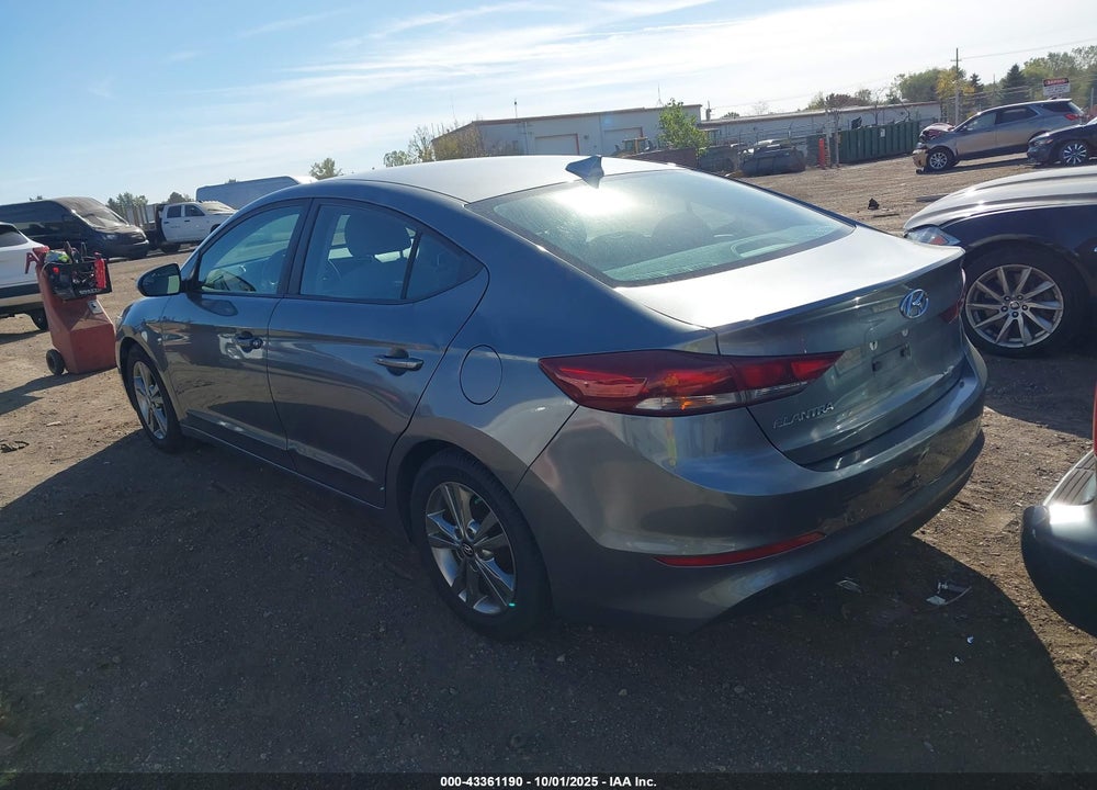 2017 HYUNDAI ELANTRA VIN: KMHD84LF3HU151111