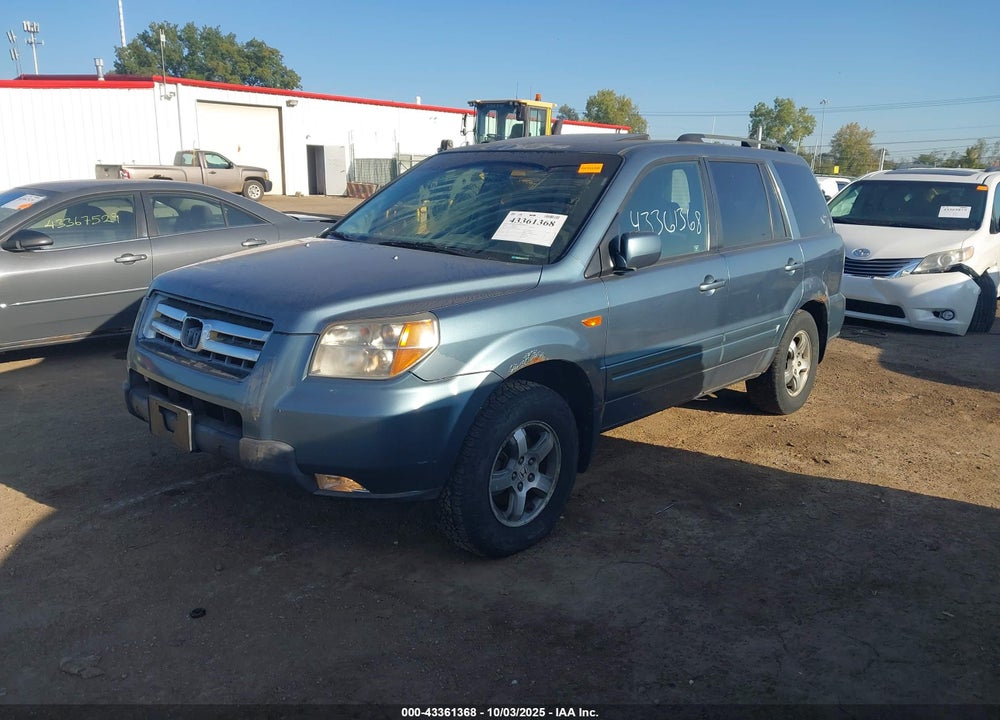 2008 HONDA PILOT VIN: 5FNYF18398B008262