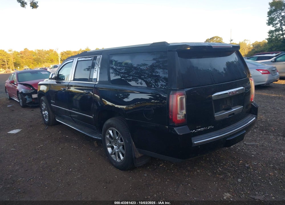 2017 GMC YUKON XL VIN: 1GKS2HKJ1HR298660
