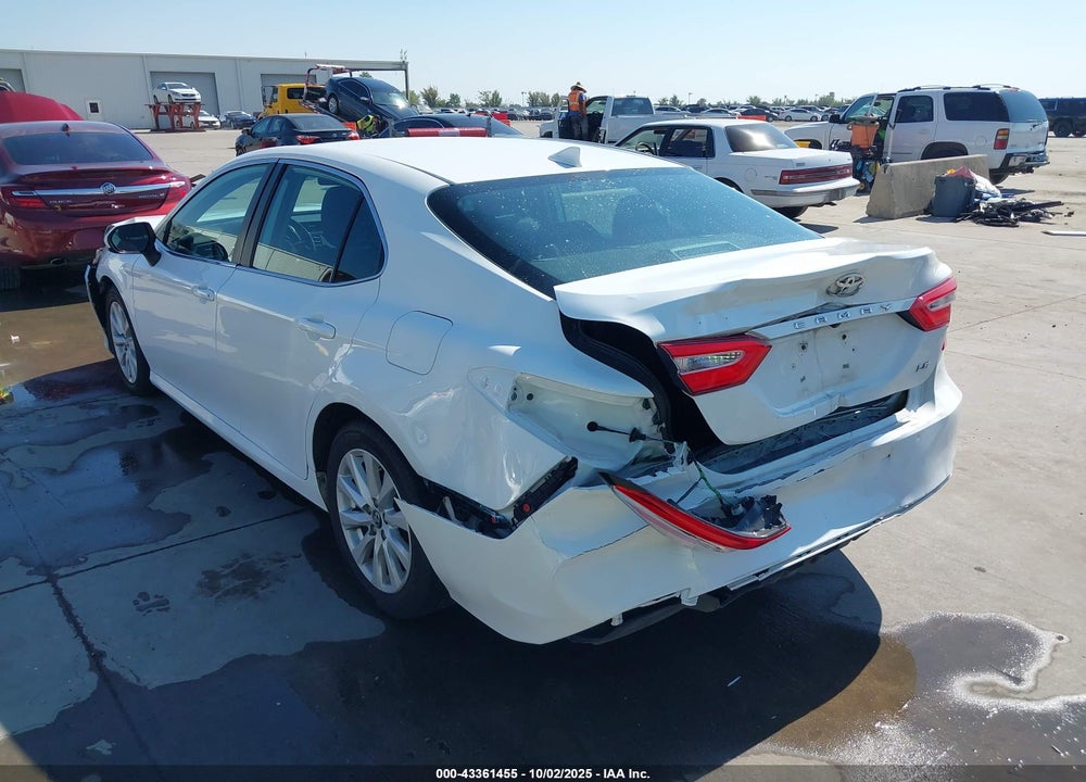 2020 TOYOTA CAMRY LE VIN: 4T1C11AK1LU871997