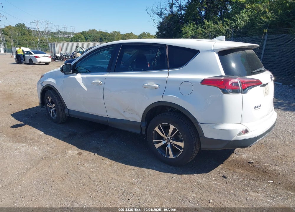 2018 TOYOTA RAV4 VIN: 2T3RFREV7JW802928