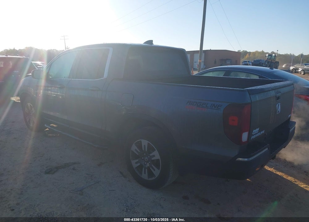2017 HONDA RIDGELINE VIN: 5FPYK3F67HB032703