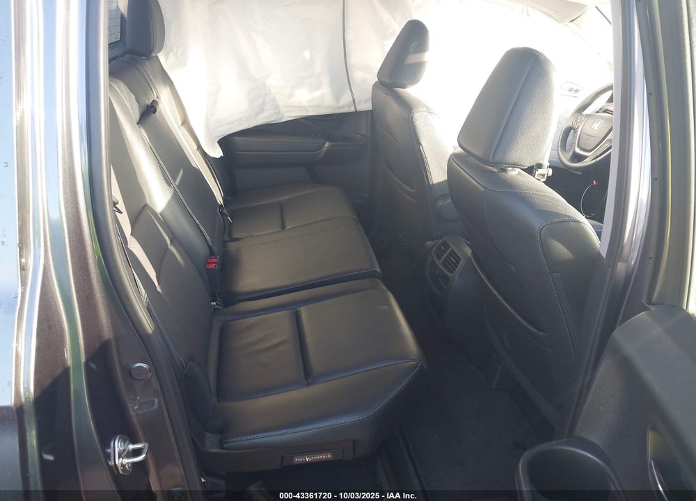 2017 HONDA RIDGELINE VIN: 5FPYK3F67HB032703
