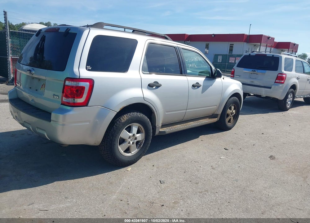 2011 FORD ESCAPE VIN: 1FMCU9DG2BKC35368