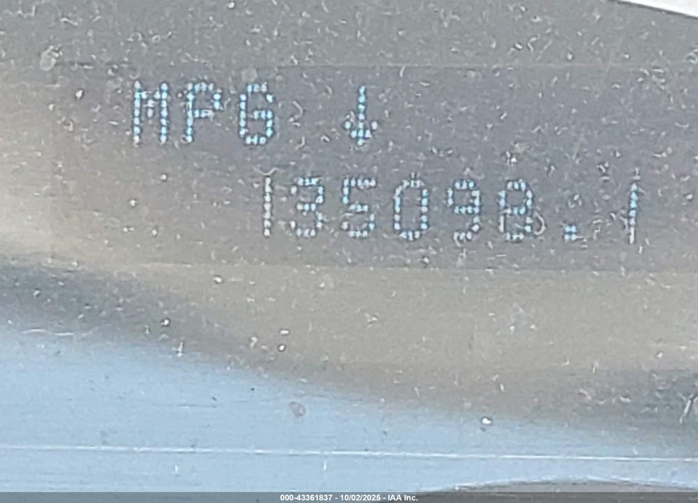 2010 FORD ESCAPE LIMITED VIN: 1FMCU0E78AKA53683