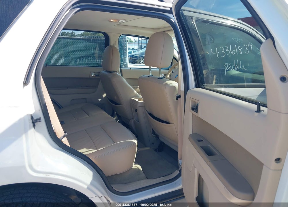 2010 FORD ESCAPE LIMITED VIN: 1FMCU0E78AKA53683