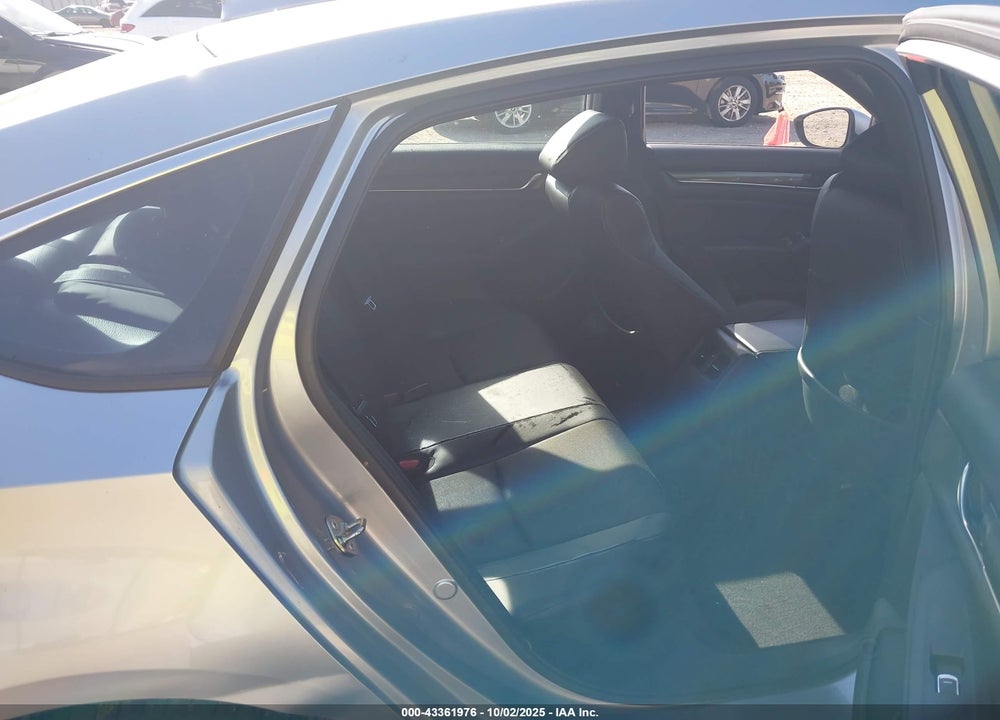 2018 HONDA ACCORD VIN: 1HGCV2F35JA054578