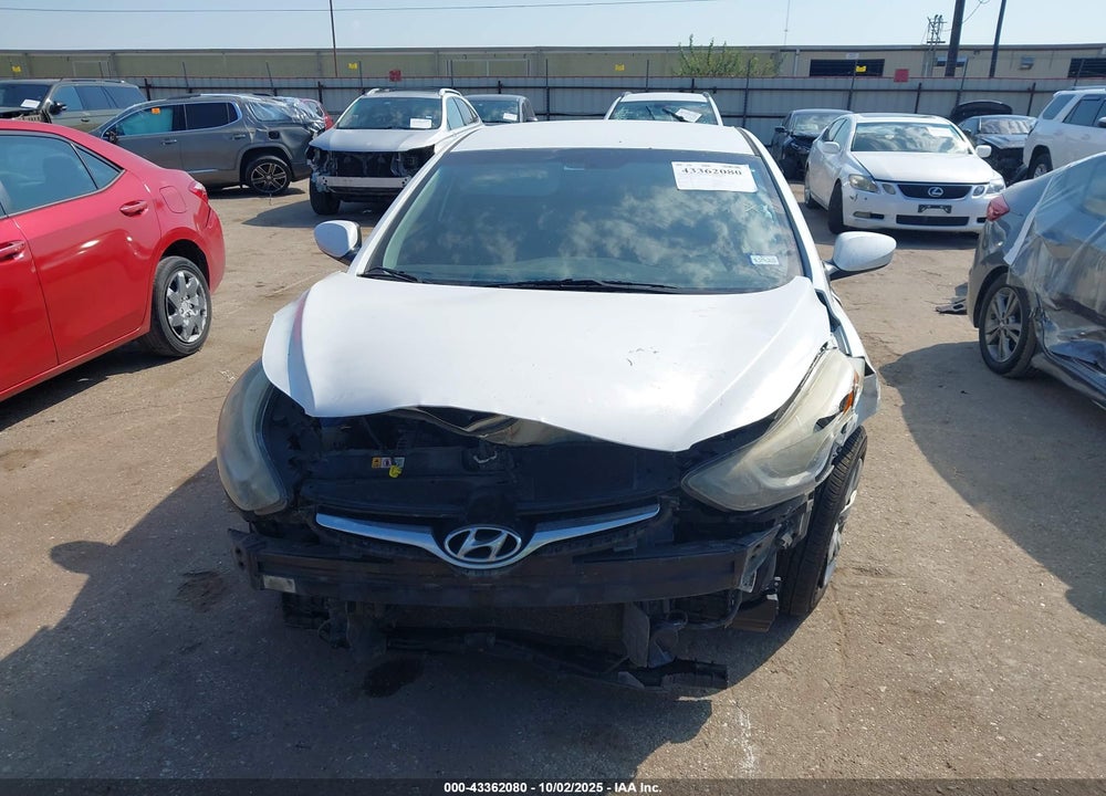 2016 HYUNDAI ELANTRA VIN: 5NPDH4AE7GH753453