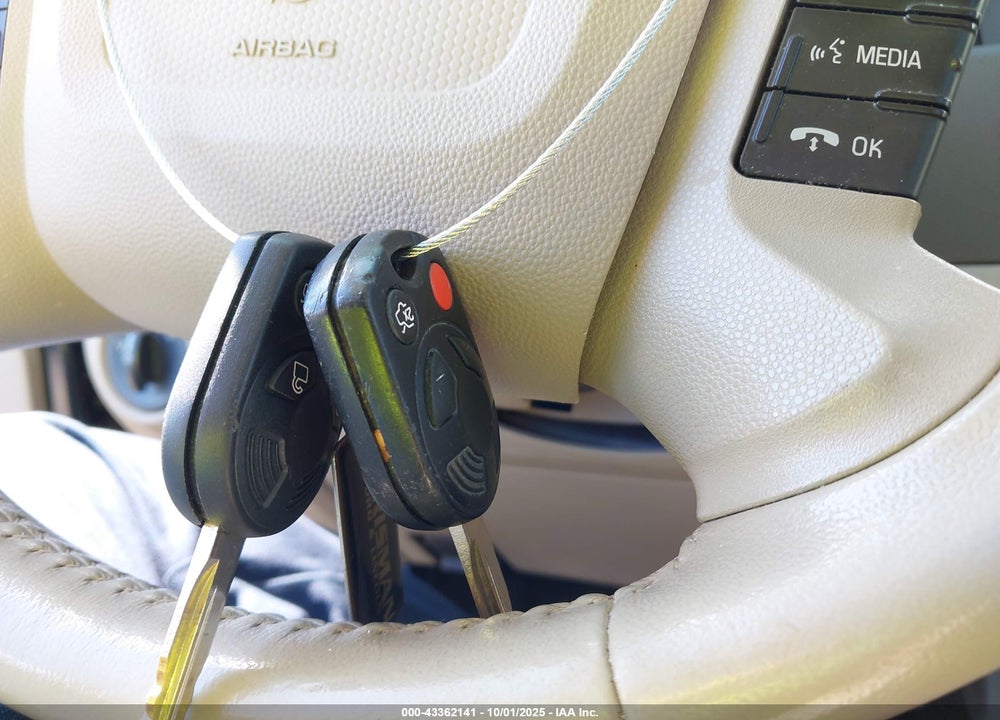 2011 FORD ESCAPE HYBRID VIN: 1FMCU4K35BKA59855