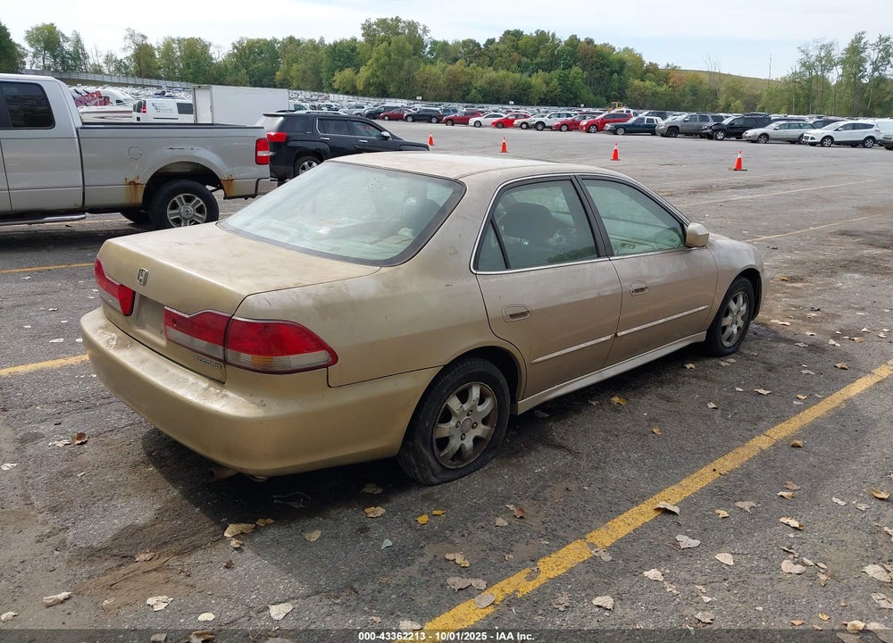 2002 HONDA ACCORD 2.3 EX/2.3 SE VIN: 1HGCG66832A045165