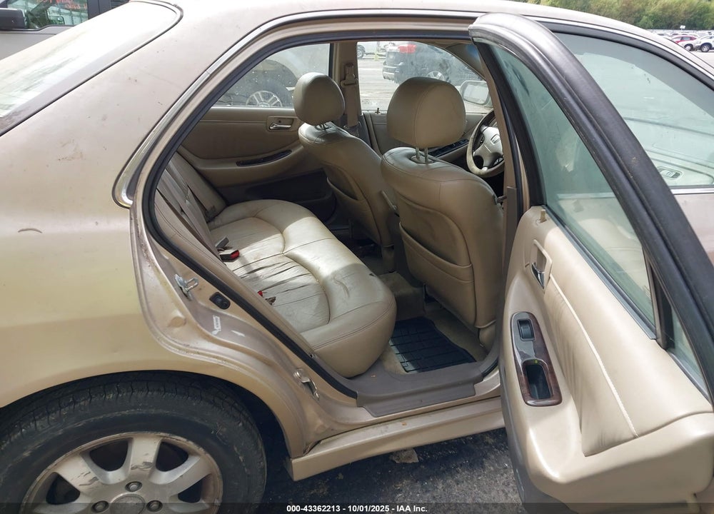 2002 HONDA ACCORD 2.3 EX/2.3 SE VIN: 1HGCG66832A045165