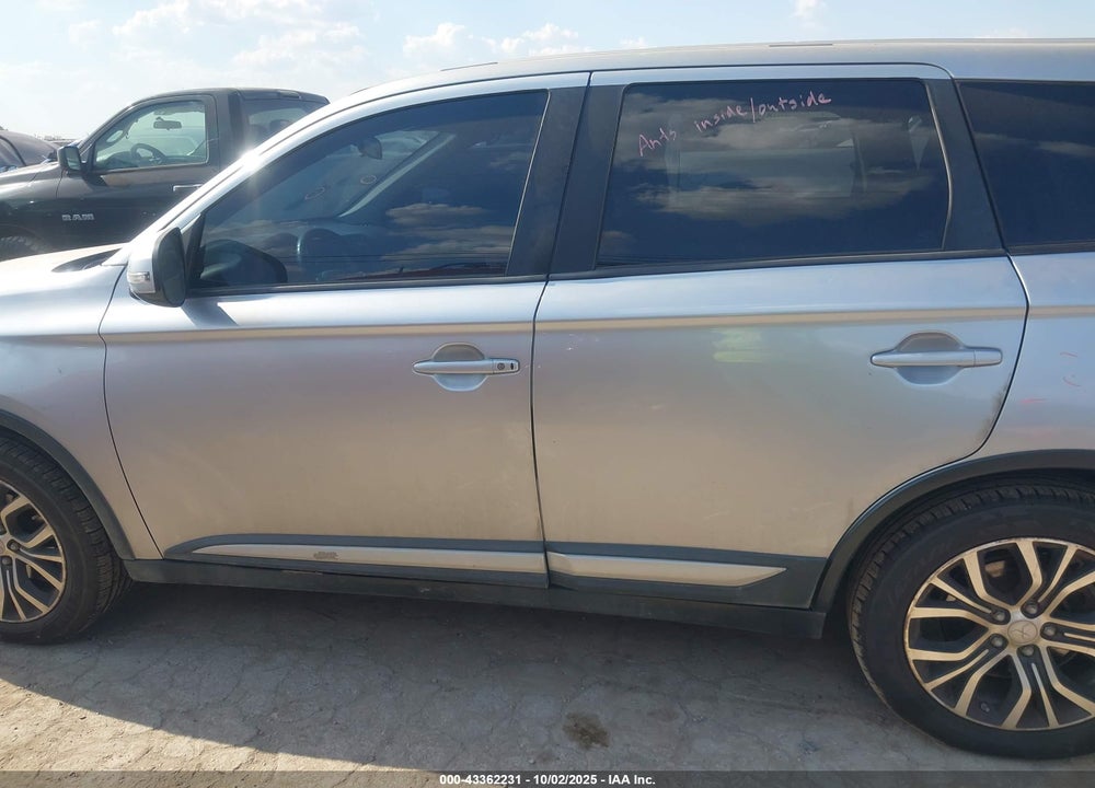 2016 MITSUBISHI OUTLANDER SE VIN: JA4AD3A32GZ000391