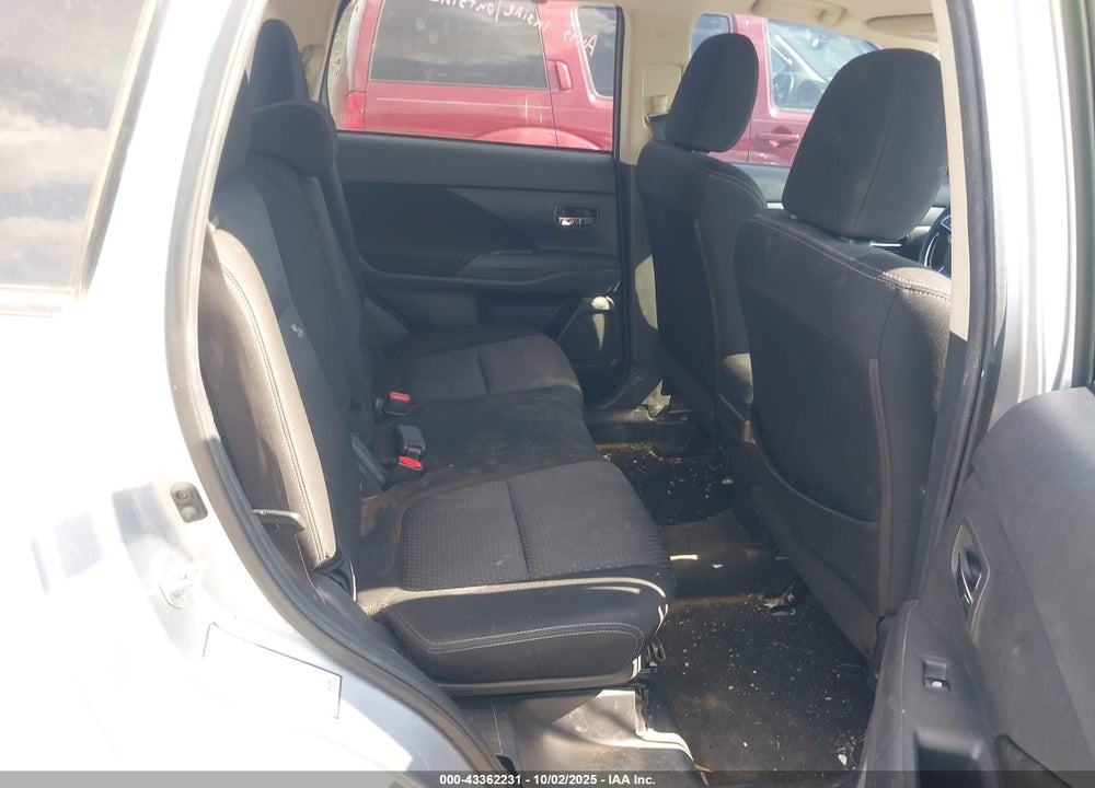 2016 MITSUBISHI OUTLANDER SE VIN: JA4AD3A32GZ000391