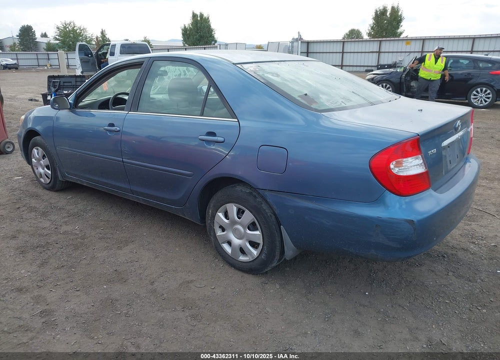 2004 TOYOTA CAMRY LE VIN: 4T1BE32K04U939282