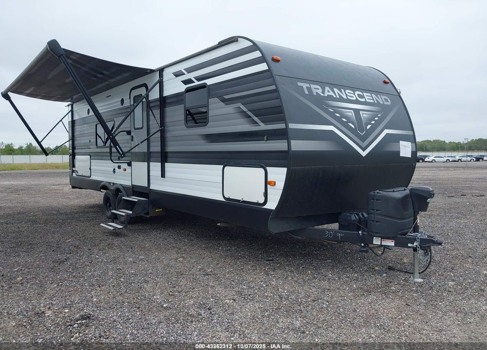 2021 GRAND DESIGN TRANSCENT XPLOR M-26 VIN: 573TT3122M8813054