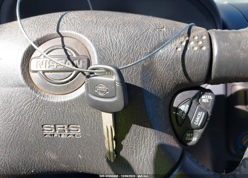 2001 NISSAN SENTRA SE- VIN: 3N1BB51D61L129787