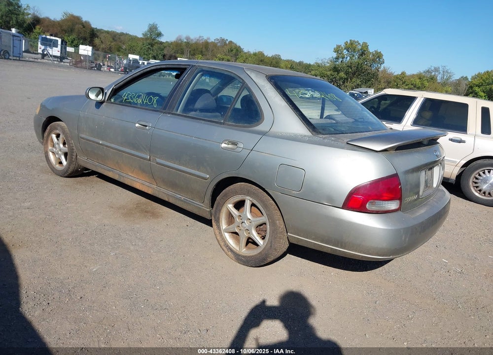 2001 NISSAN SENTRA SE- VIN: 3N1BB51D61L129787
