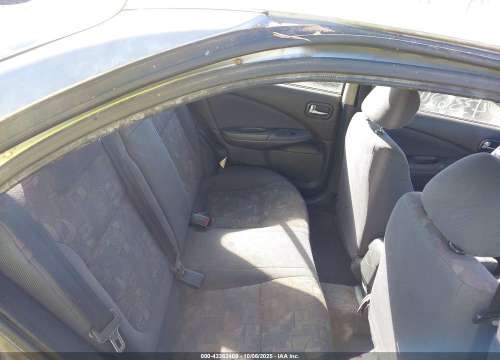 2001 NISSAN SENTRA SE- VIN: 3N1BB51D61L129787