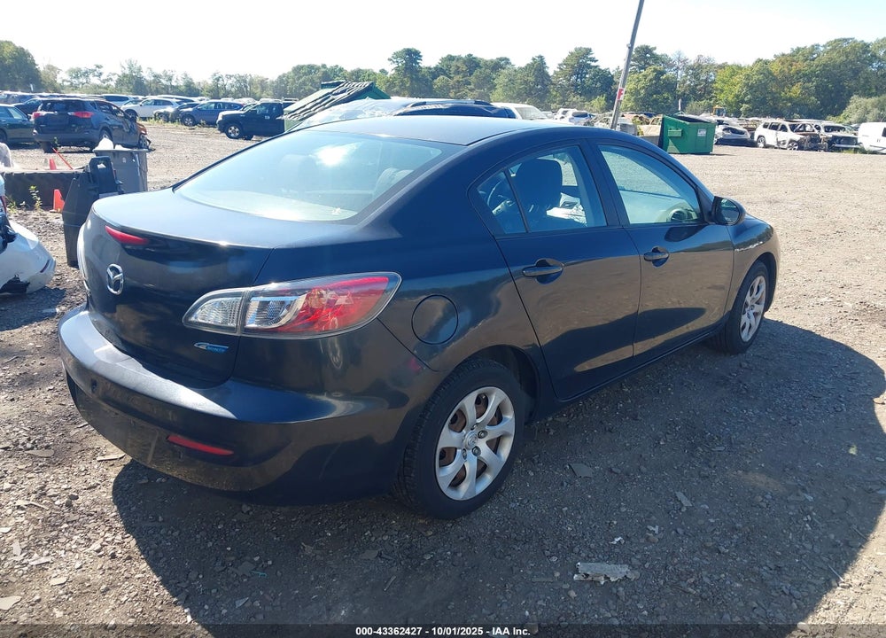 2013 MAZDA 3 VIN: JM1BL1UP2D1836096