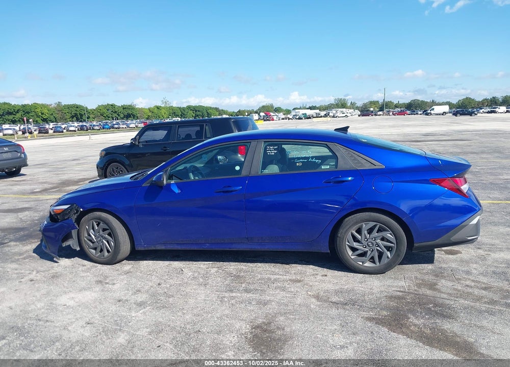 2024 HYUNDAI ELANTRA SEL VIN: KMHLM4DG3RU639684