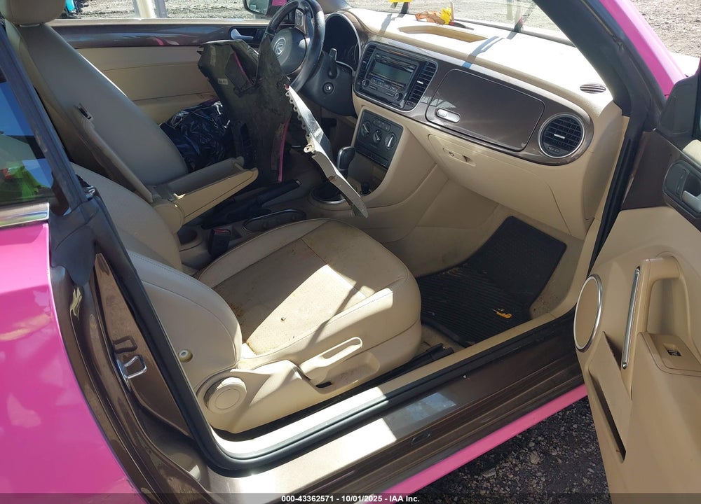 2015 VOLKSWAGEN BEETLE 1.8T VIN: 3VW507AT7FM818898