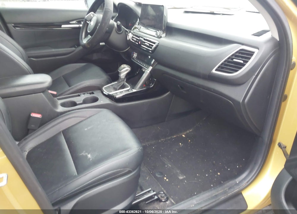 2021 KIA SELTOS SX TURBO VIN: KNDETCA28M7089215