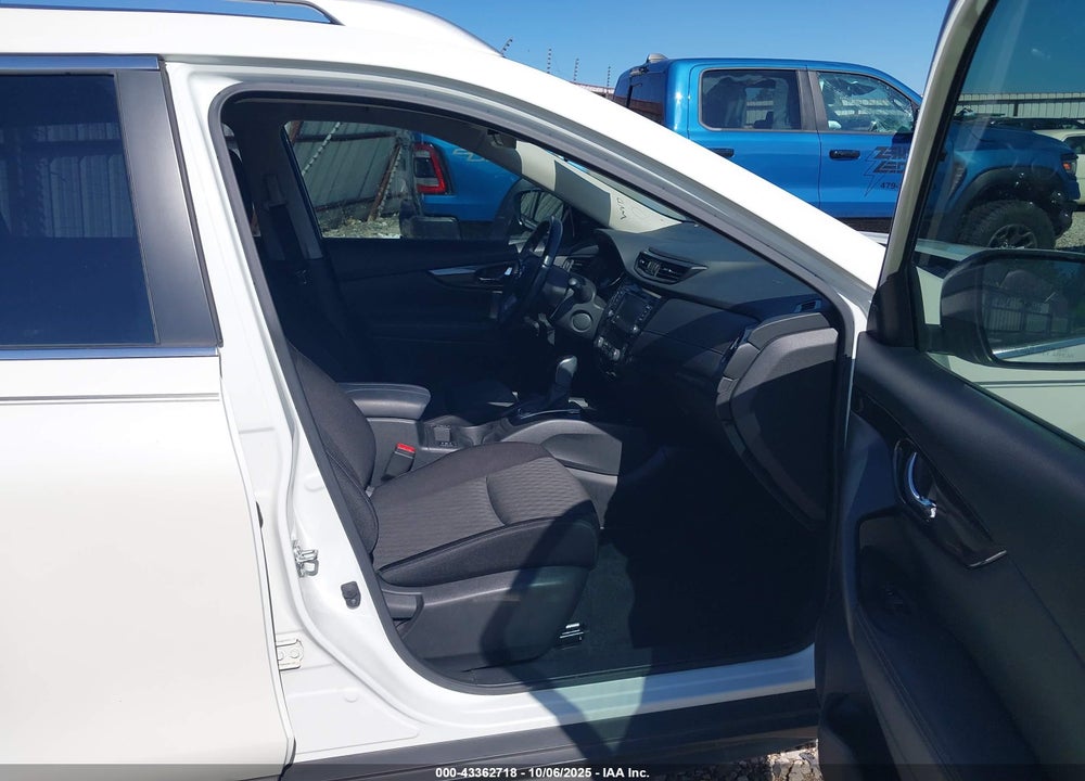 2020 NISSAN ROGUE SV FWD VIN: JN8AT2MTXLW036053