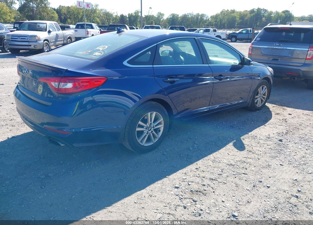 2015 HYUNDAI SONATA VIN: 5NPE24AA0FH125896