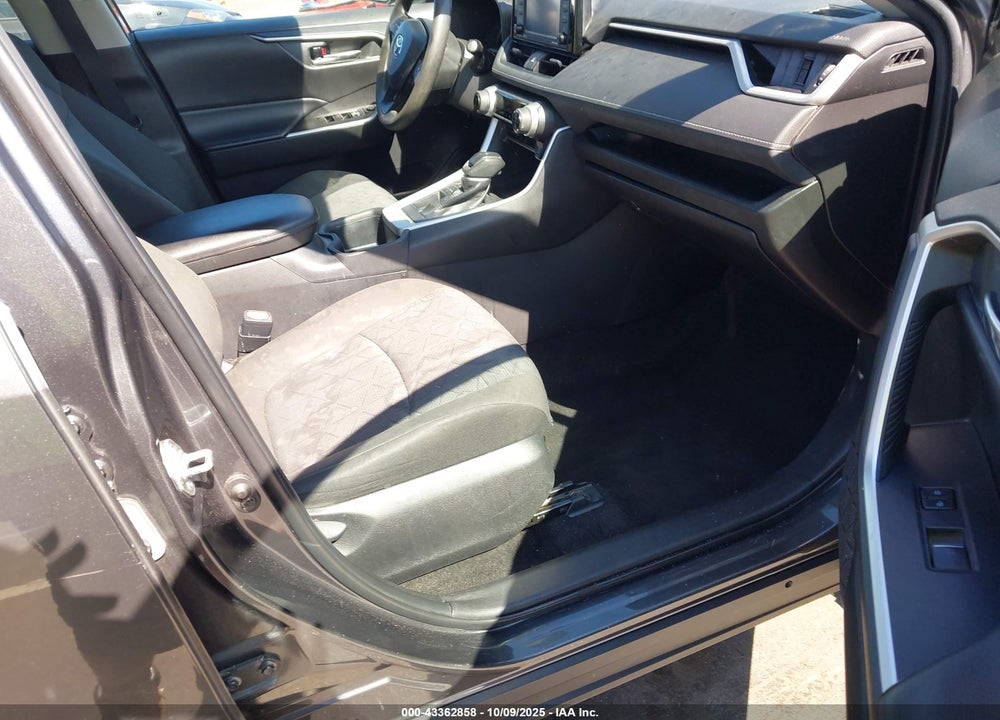 2022 TOYOTA RAV4 VIN: 2T3W1RFVXNW198085