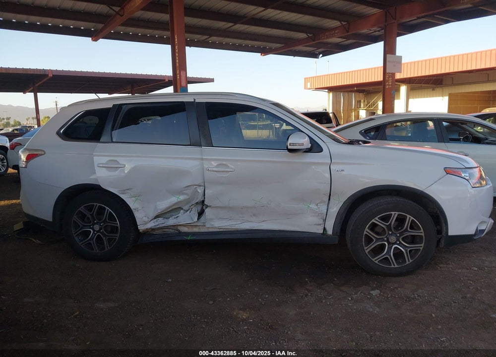 2015 MITSUBISHI OUTLANDER GT VIN: JA4JZ4AX8FZ006656