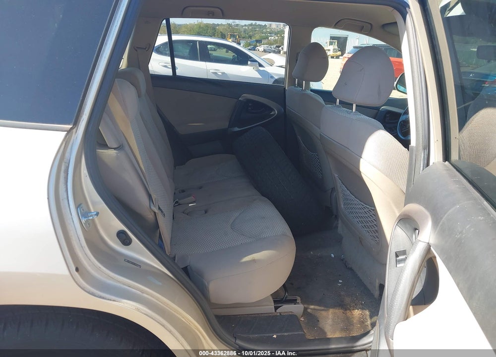 2007 TOYOTA RAV4 VIN: JTMBD31V175058205