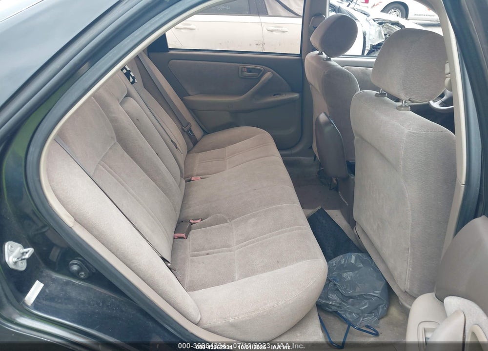 1999 TOYOTA CAMRY LE VIN: 4T1BG28KXXU561908