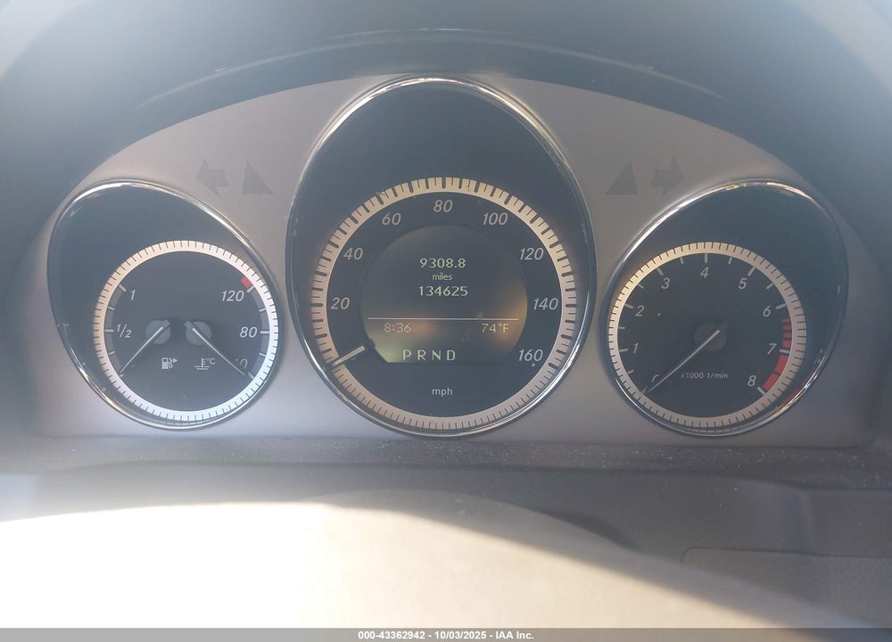 2011 MERCEDES-BENZ C CLASS VIN: WDDGF8BB0BR165285