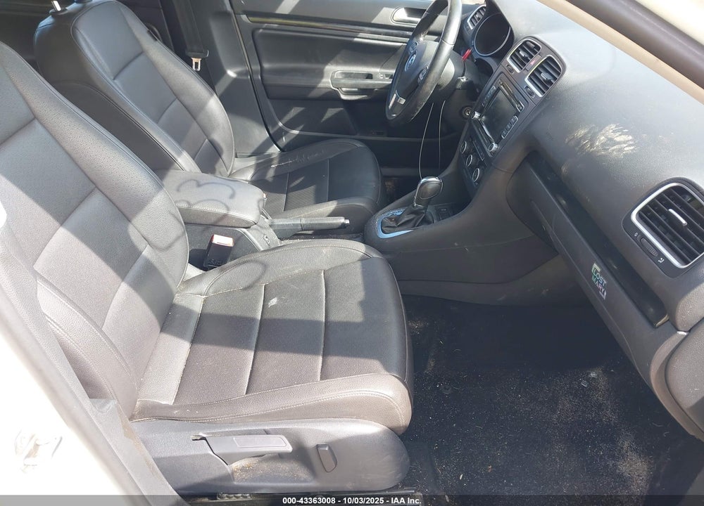 2014 VOLKSWAGEN JETTA VIN: 3VWPL7AJ5EM602416