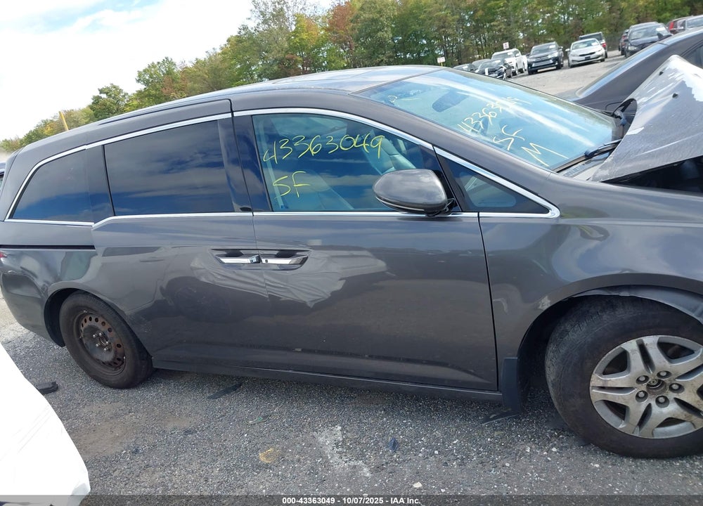 2016 HONDA ODYSSEY TOURING/TOURING ELITE VIN: 5FNRL5H90GB088171