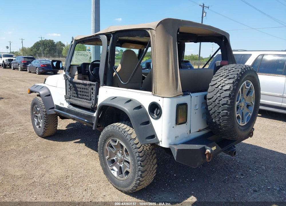 2000 JEEP WRANGLER SAHARA VIN: 1J4FA59S6YP700675
