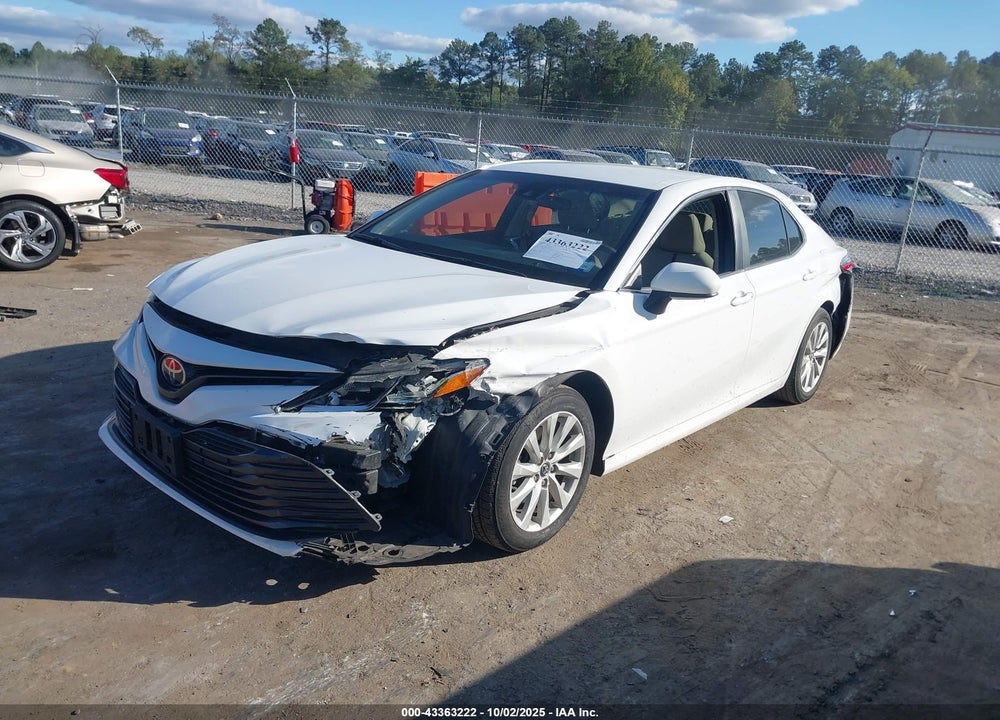 2018 TOYOTA CAMRY VIN: 4T1B11HK4JU577993