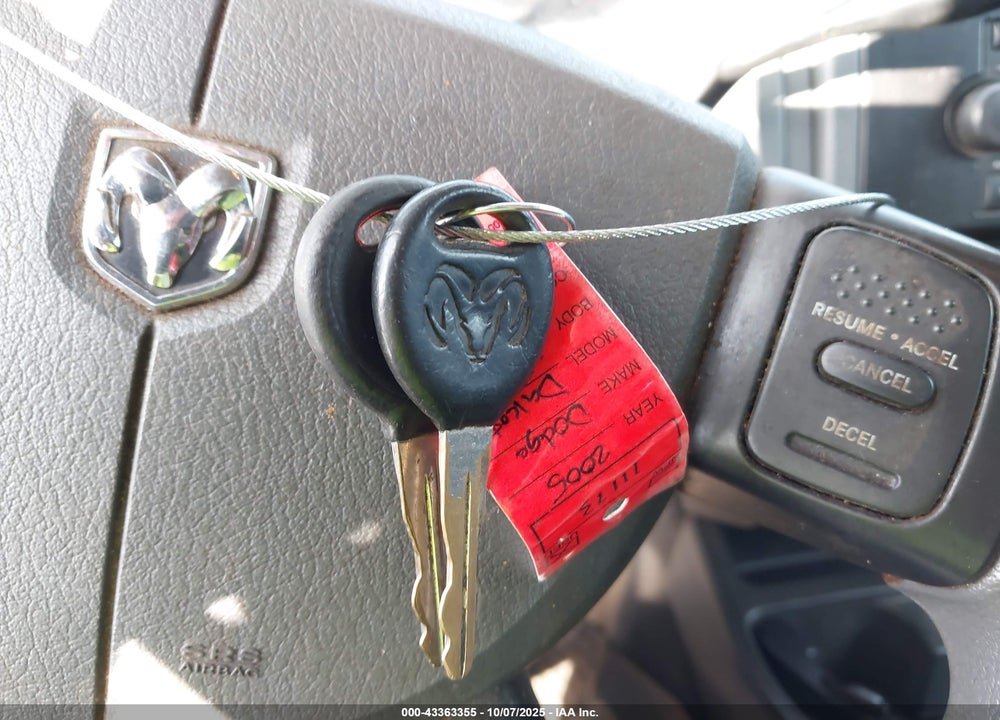 2005 DODGE DAKOTA ST VIN: 1D7HW22K05S250285