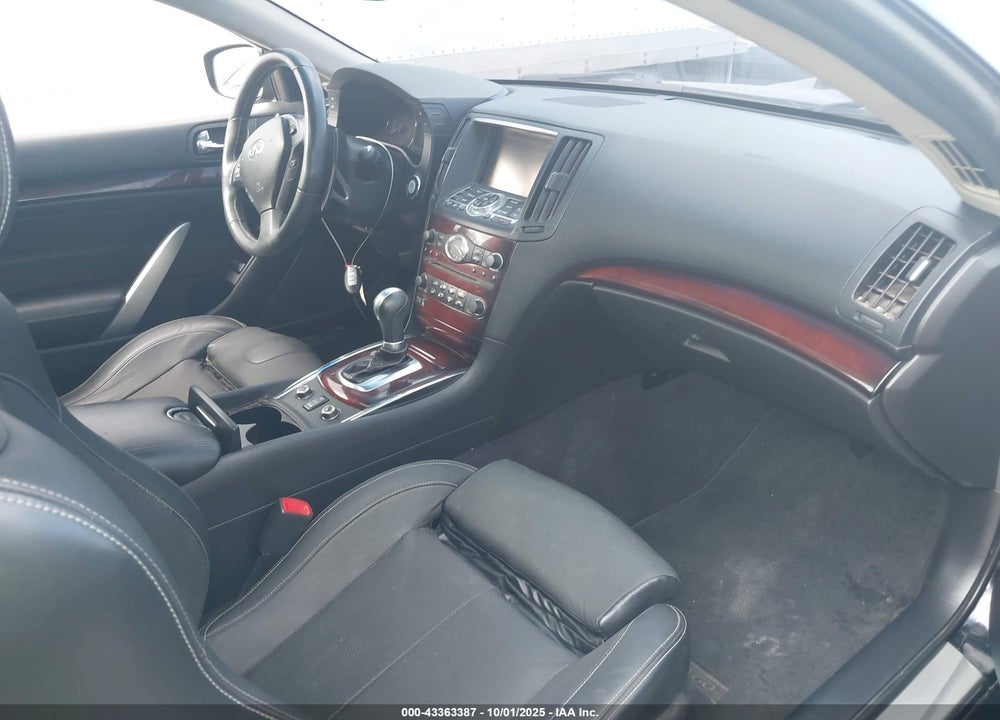 2015 INFINITI Q60 VIN: JN1CV6EL9FM890233