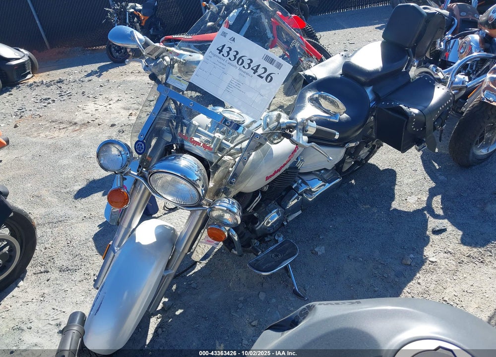 2000 YAMAHA XVS65 A VIN: JYAVM01E5YA015499