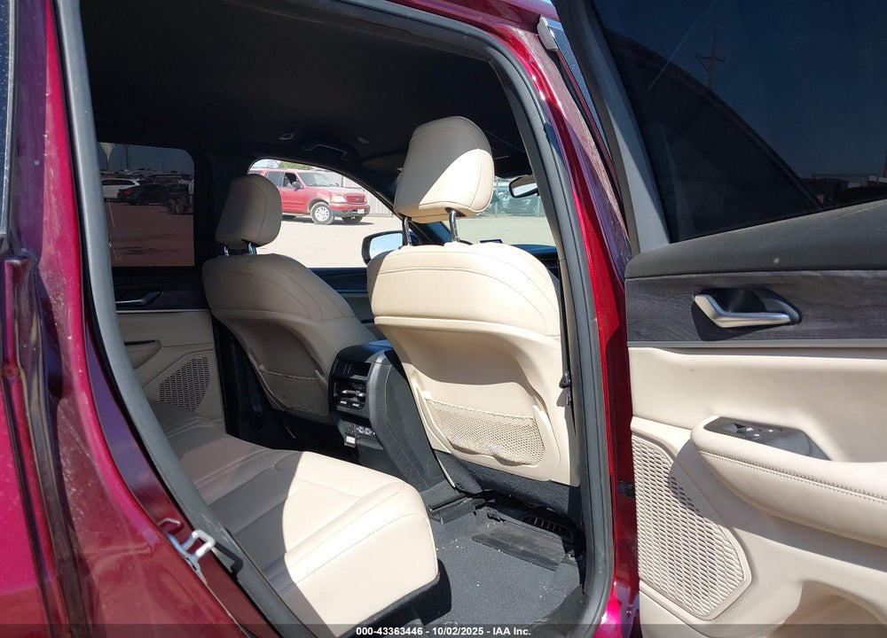 2023 JEEP GRAND CHEROKEE LIMITED 4X4 VIN: 1C4RJHBG7PC661918