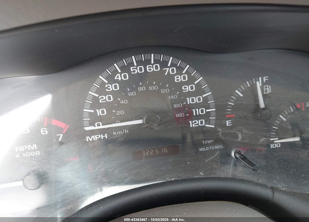 2004 CHEVROLET CLASSIC VIN: 1G1ND52F34M678144