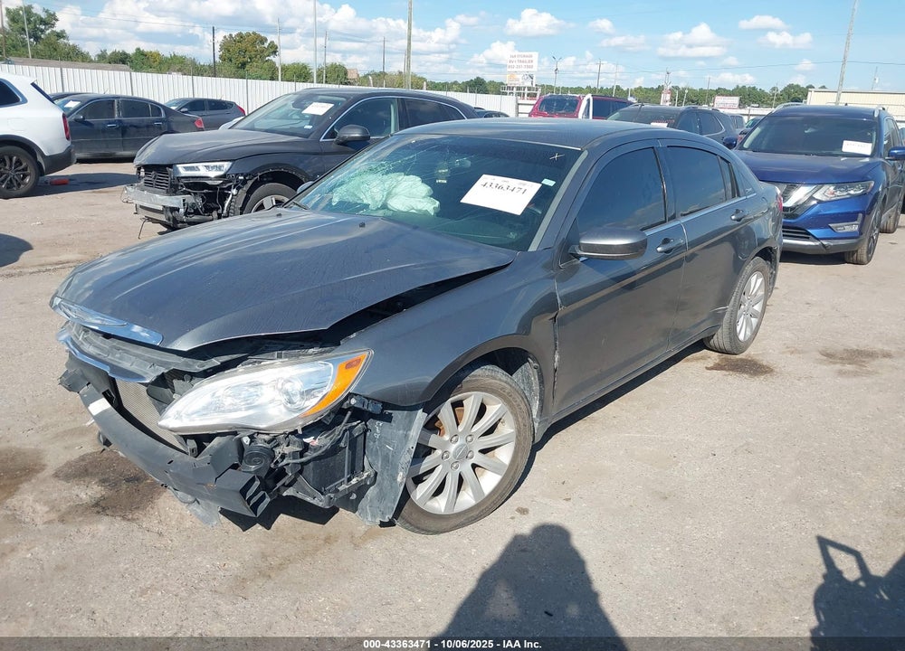 2012 CHRYSLER 200 VIN: 1C3CCBBGXCN234037