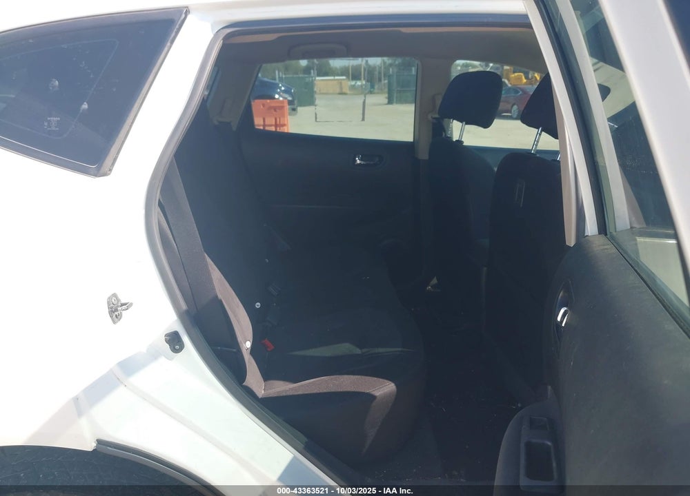 2014 NISSAN ROGUE SELECT S VIN: JN8AS5MV8EW713206