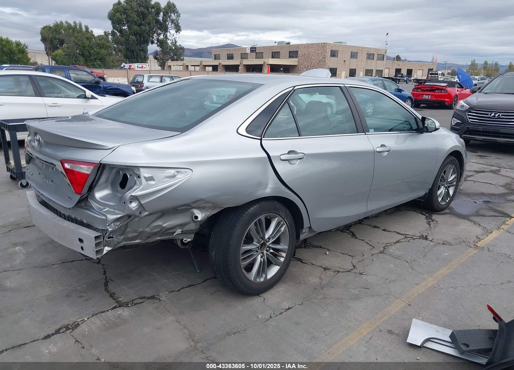 2017 TOYOTA CAMRY SE VIN: 4T1BF1FK5HU667068