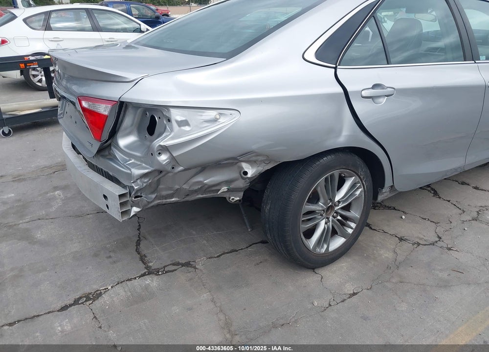 2017 TOYOTA CAMRY SE VIN: 4T1BF1FK5HU667068